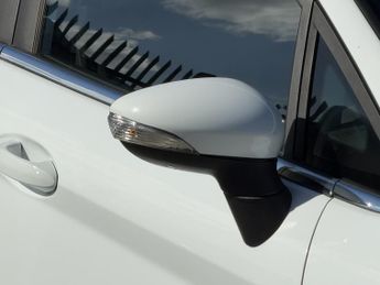 FORD FIESTA 1.0 T EcoBoost Zetec