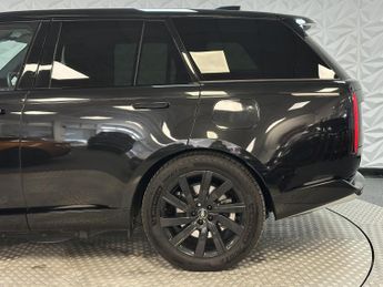 LAND ROVER RANGE ROVER 3.0 P440e 38.2kWh SE