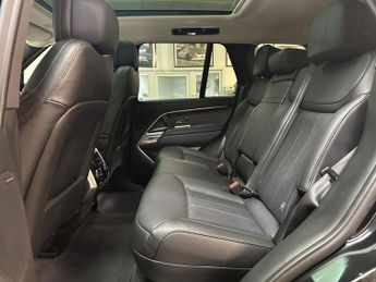 LAND ROVER RANGE ROVER 3.0 P440e 38.2kWh SE