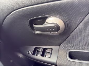 NISSAN NOTE 1.6 16V Tekna