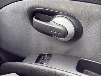 NISSAN MICRA 1.4 16v SE