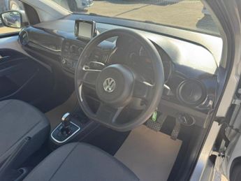 VOLKSWAGEN UP! 1.0 Move up! ASG