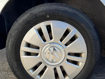 VOLKSWAGEN UP! 1.0 Move up! ASG