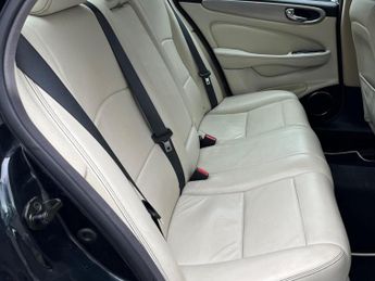 JAGUAR XJR 4.2 V8 Portfolio 4dr