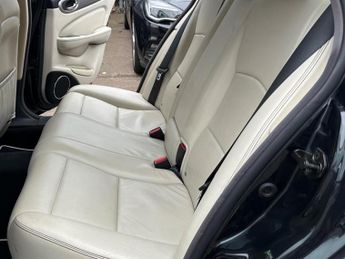 JAGUAR XJR 4.2 V8 Portfolio 4dr