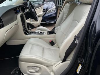 JAGUAR XJR 4.2 V8 Portfolio 4dr