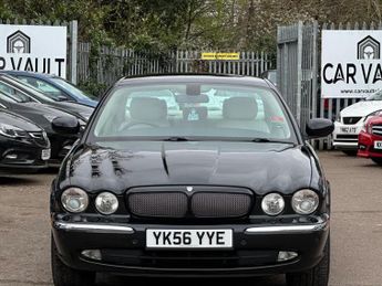 JAGUAR XJR 4.2 V8 Portfolio 4dr