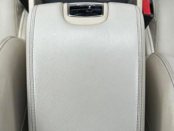 JAGUAR XJR 4.2 V8 Portfolio 4dr