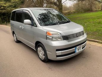 TOYOTA VOXY Wheelchair Accessible MPV