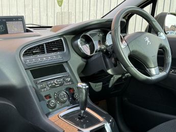 PEUGEOT 5008 1.6 e-HDi Allure EGC Euro 5 (s/s) 5dr
