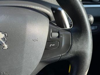 PEUGEOT 208 1.4 e-HDi Active EGC Euro 5 (s/s) 5dr