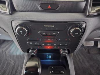 FORD RANGER 3.2 TDCi Wildtrak Auto 4WD Euro 5 4dr