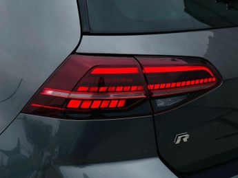 VOLKSWAGEN GOLF 2.0 TSI R DSG 4Motion Euro 6 (s/s) 5dr