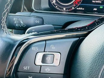 VOLKSWAGEN GOLF 2.0 TSI R DSG 4Motion Euro 6 (s/s) 5dr