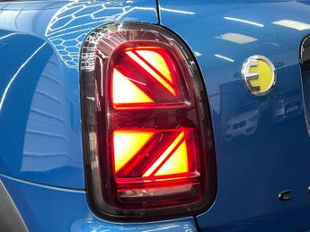 MINI COUNTRYMAN 1.5 10kWh Cooper SE Sport Auto ALL4 Euro 6 (s/s) 5dr