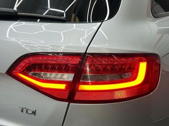 AUDI A4 AVANT 2.0 TDI Black Edition Multitronic Euro 5 (s/s) 5dr