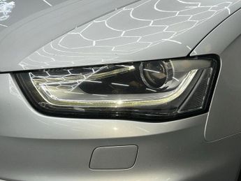 AUDI A4 AVANT 2.0 TDI Black Edition Multitronic Euro 5 (s/s) 5dr