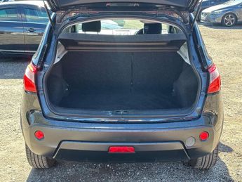 NISSAN QASHQAI 1.6 360 2WD Euro 5 5dr