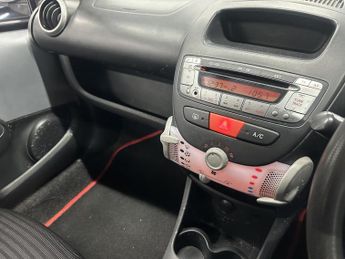 PEUGEOT 107 1.0 12V Active