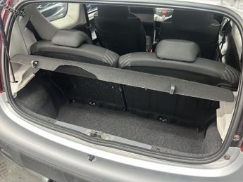 PEUGEOT 107 1.0 12V Active