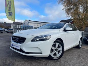 Volvo V40 1.6 T4 SE Hatchback 5dr Petrol Powershift Euro 5 (s/s) (180 ps)