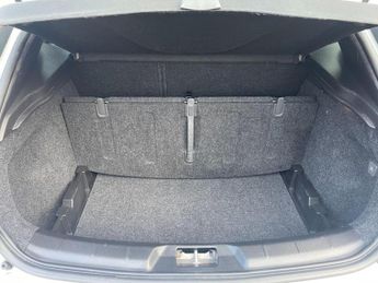 VOLVO V40 1.5 T3 SE Nav
