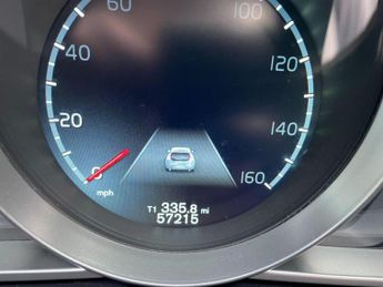 VOLVO V40 1.6 T4 SE Hatchback 5dr Petrol Powershift Euro 5 (s/s) (180 ps)