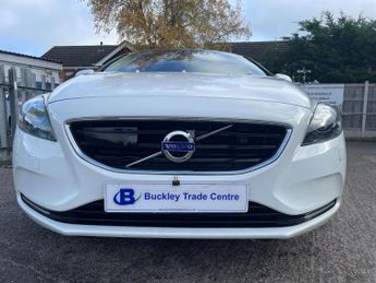 VOLVO V40 1.6 T4 SE Nav