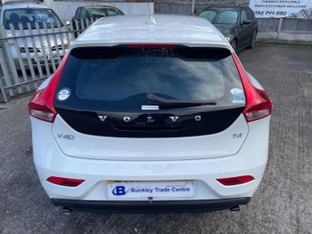 VOLVO V40 1.6 T4 SE Nav