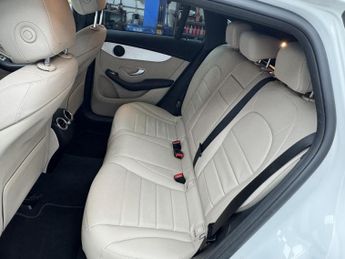 MERCEDES-BENZ EQC EQC 400 80kWh Sport