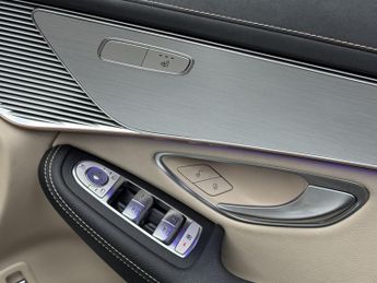 MERCEDES-BENZ EQC EQC 400 80kWh Sport