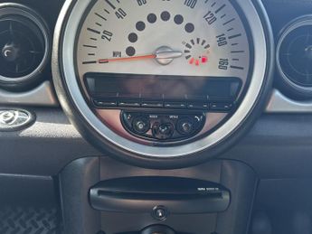 MINI CONVERTIBLE 1.6 One Euro 6 2dr