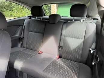 FORD FOCUS 1.6 i 16v Zetec