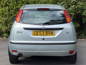 FORD FOCUS 1.6 i 16v Zetec