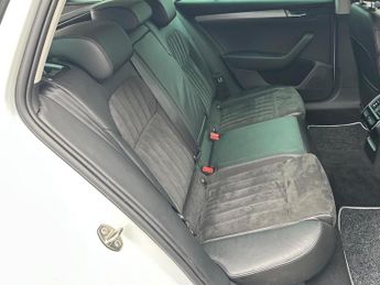 SKODA SUPERB 2.0 TDI SE L Executive DSG Auto 6Spd Euro 6 (s/s) 5dr