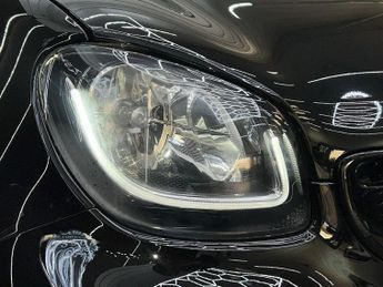 SMART FORFOUR EQ 17.6kWh Prime (Premium Plus) Auto 5dr (22kW Charger)