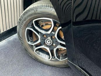 SMART FORFOUR EQ 17.6kWh Prime (Premium Plus) Auto 5dr (22kW Charger)