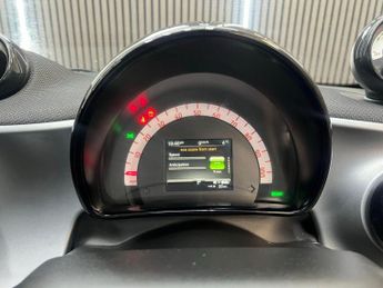 SMART FORFOUR EQ 17.6kWh Prime (Premium Plus) Auto 5dr (22kW Charger)