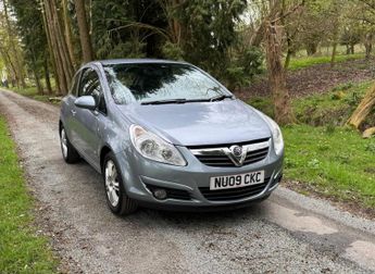 Vauxhall Corsa 1.4 i 16v Design