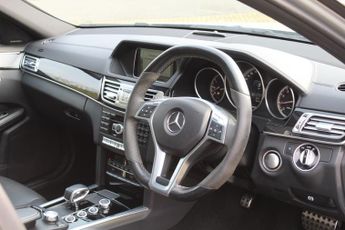 MERCEDES-BENZ E CLASS 5.5 E63 V8 BiTurbo AMG S