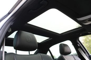 MERCEDES-BENZ E CLASS 5.5 E63 V8 BiTurbo AMG S