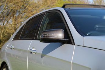 MERCEDES-BENZ E CLASS 5.5 E63 V8 BiTurbo AMG S