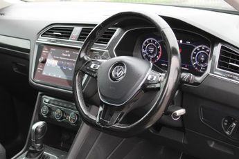 VOLKSWAGEN TIGUAN 2.0 TSI SEL