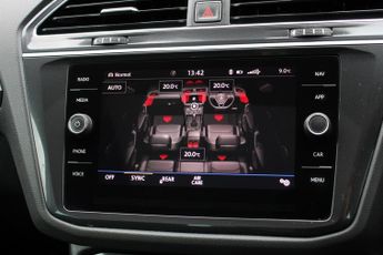 VOLKSWAGEN TIGUAN 2.0 TSI SEL
