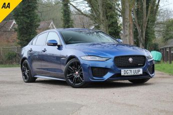 Jaguar XE 2.0 P250i R-Dynamic SE
