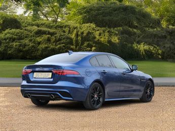 JAGUAR XE 2.0 P250i R-Dynamic SE