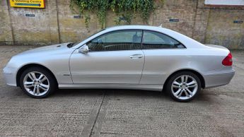 MERCEDES-BENZ CLK 2.1 CLK220 CDI Avantgarde 2dr