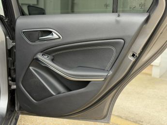 MERCEDES-BENZ A CLASS 1.8 A180 CDI Sport