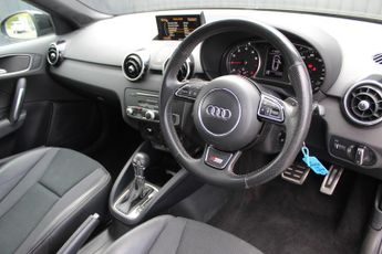 AUDI A1 1.4 TFSI S line