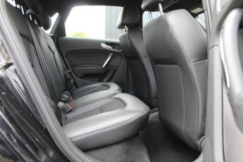 AUDI A1 1.4 TFSI S line